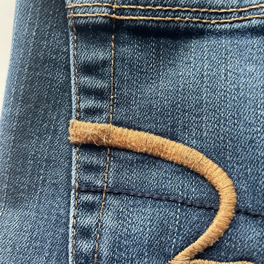 American Eagle Outfitters Women’s Kickboot Denim Jeans, Size 10 - Picture 3 of 7